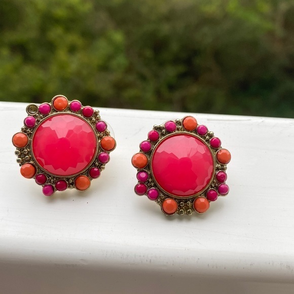 Pink Stud Earrings - Picture 1 of 2